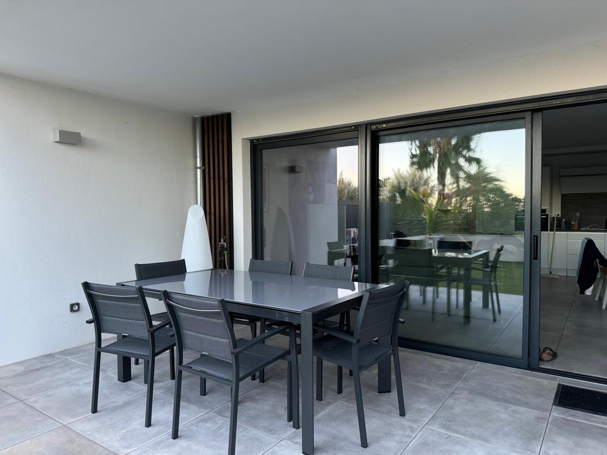 T3 Neuf Avec Terrasse Et Jardin Face A La Mer 邦多勒 外观 照片